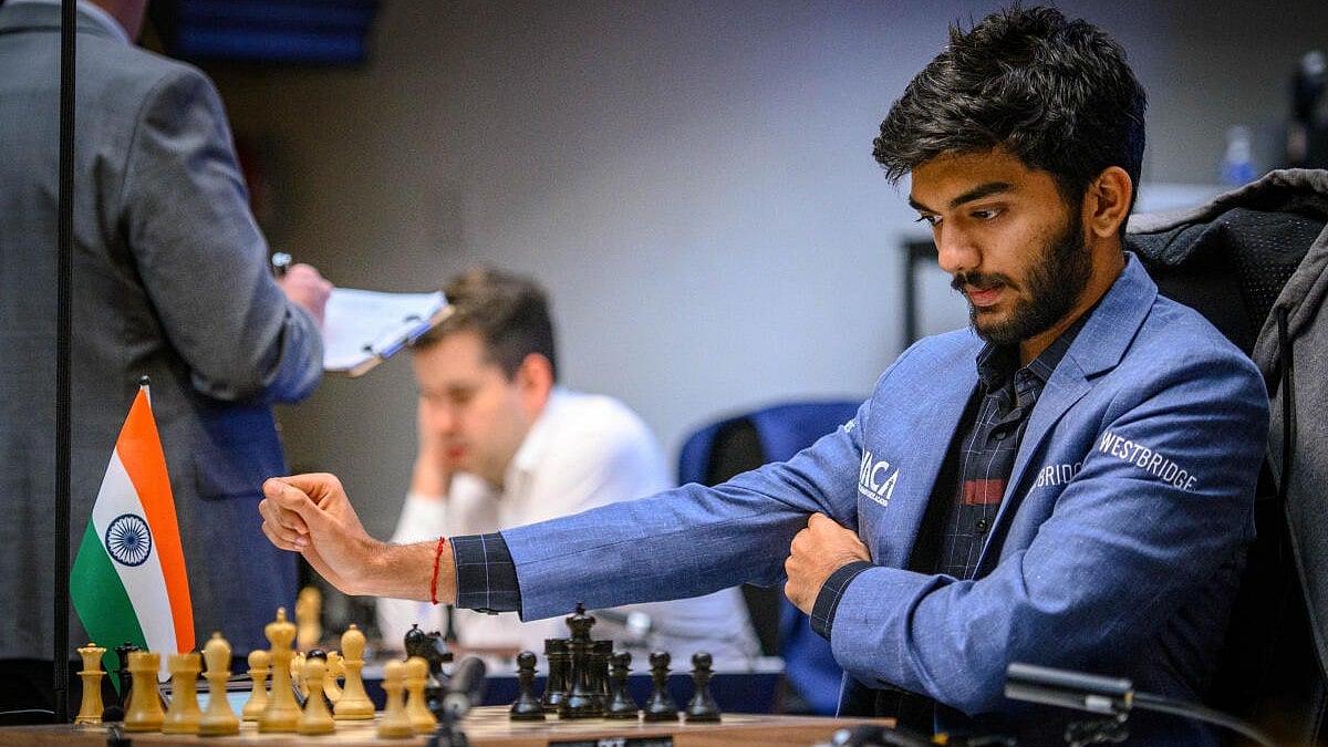 Liren defeats Gukesh, taking early lead in World Chess Championship