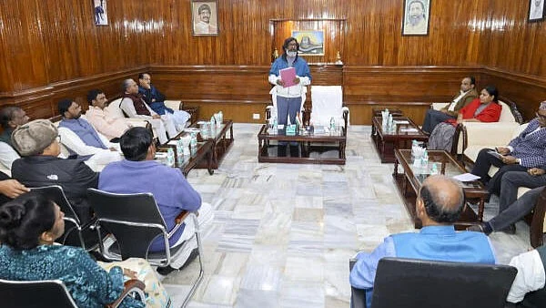 Jharkhand's ruling I.N.D.I.A. bloc discusses strategies for assembly session from Monday