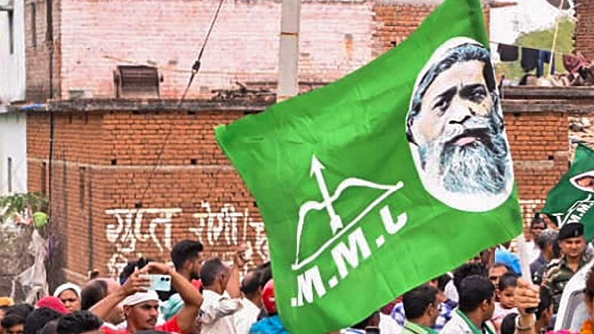Senior JMM leader Vijay Kumar Singh dies at 78