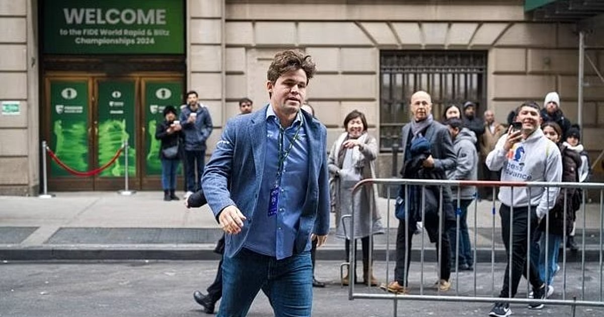 Carlsen's Dress Code Disqualification Sparks FIDE Controversy