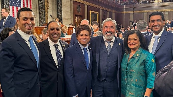 Six Indian Americans swornin as members of US House of Representatives