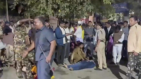 Tirupati stampede victims' families to receive compensation.