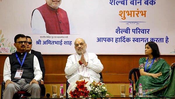 Shah: Safer Kashmir Janmashtami; Gujarat projects launched.