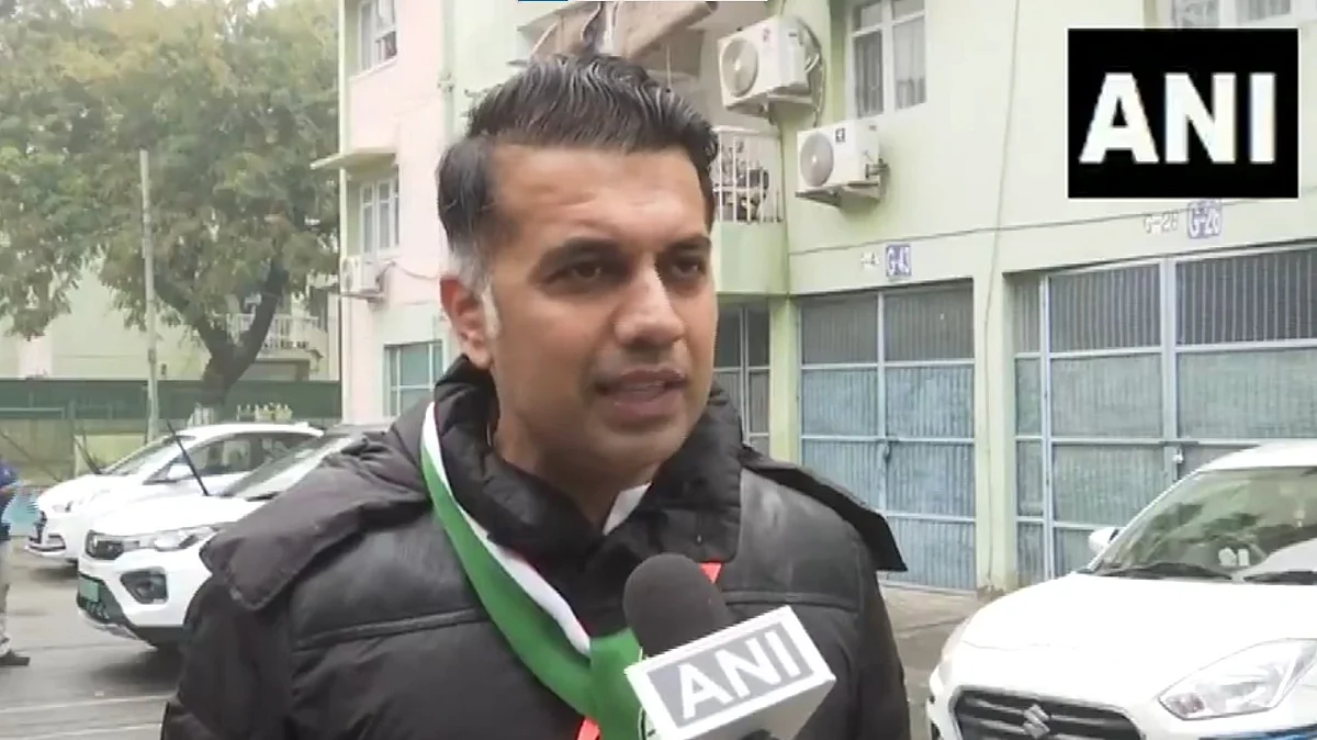 India Political Updates | Kejriwal's party was formed on basis off CAG report, sad he never presented it, says Congress' Abhishek Dutt