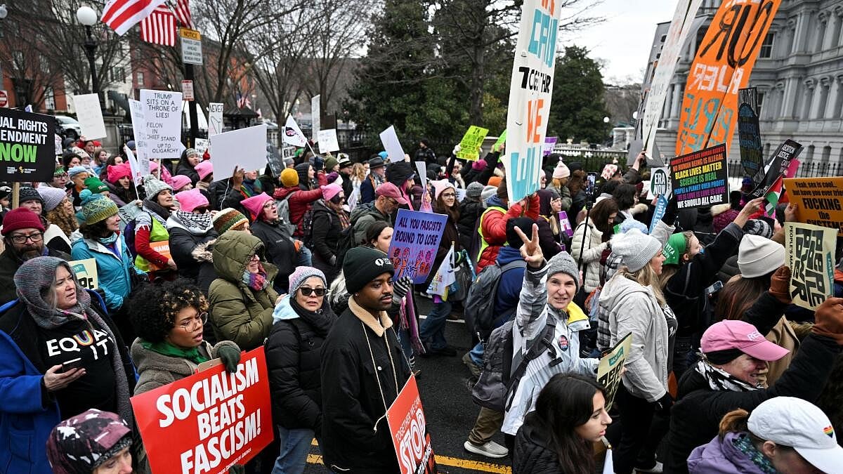 Thousands protest in Washington DC against Trump ahead of inauguration