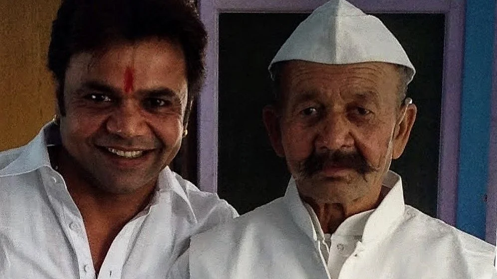 Bollywood actor Rajpal Yadav’s father Naurang Yadav passes away