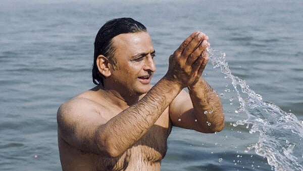 Maha Kumbh: Akhilesh Yadav takes holy dip at Sangam, says 'arrangements  could have been better'