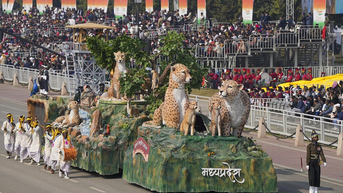 Madhya Pradesh tableau highlights cheetah reintroduction.