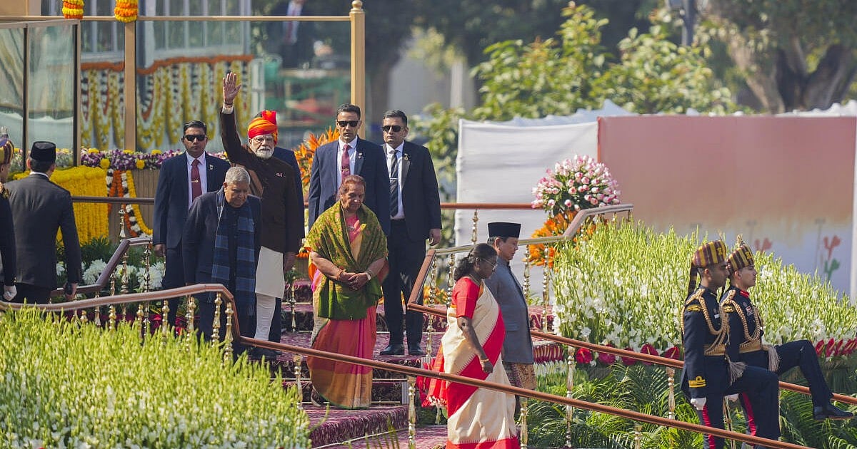 Delhi's Republic Day parade featured Dare Devils.