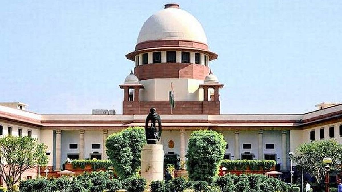 Lifetime ban on convicted politicians: Supreme Court asks Centre, EC to  respond within three weeks
