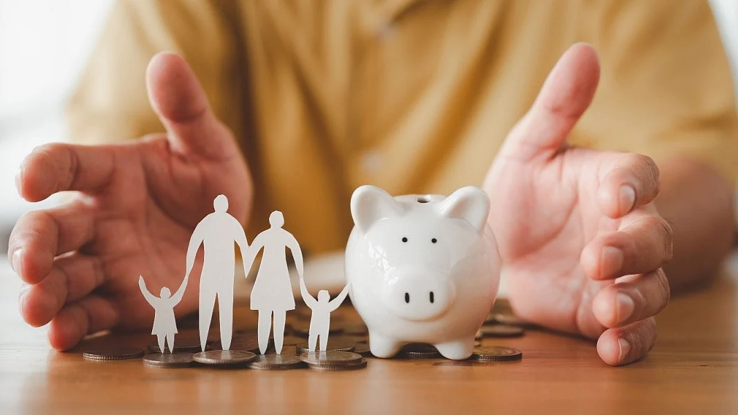 Managing your family's banking and financial needs while abroad