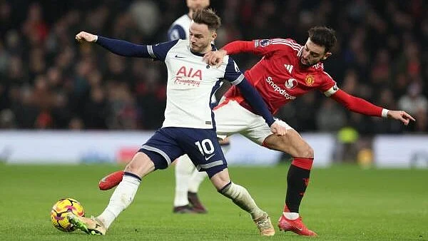  James Maddison earns Tottenham 1-0 victory over Manchester United