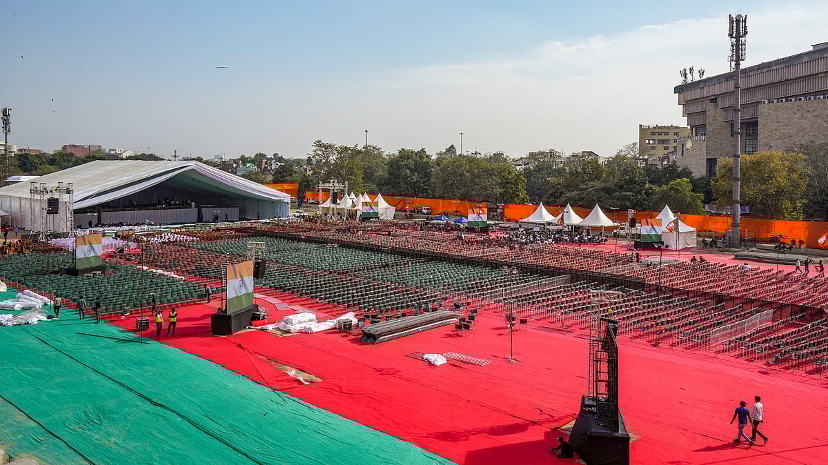 Preparations are underway for the oath-taking ceremony of the New Delhi Government at the Ramlila Maidan in New Delhi.