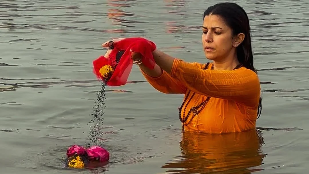 Maha Kumbh 2025: Nimrat Kaur takes holy dip in Prayagraj