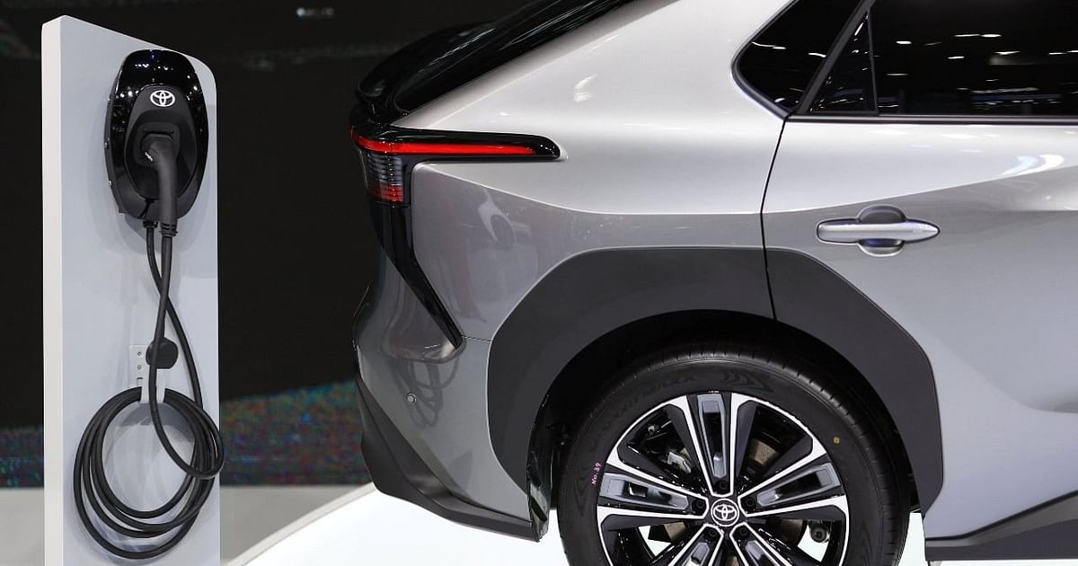 EV Push Maharashtra: New Policy Targets 30% Electric Vehicle Adoption by 2030