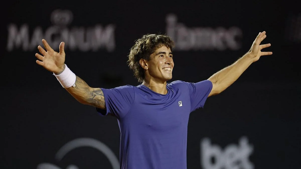 Comesana stuns world number two Zverev in Rio Open