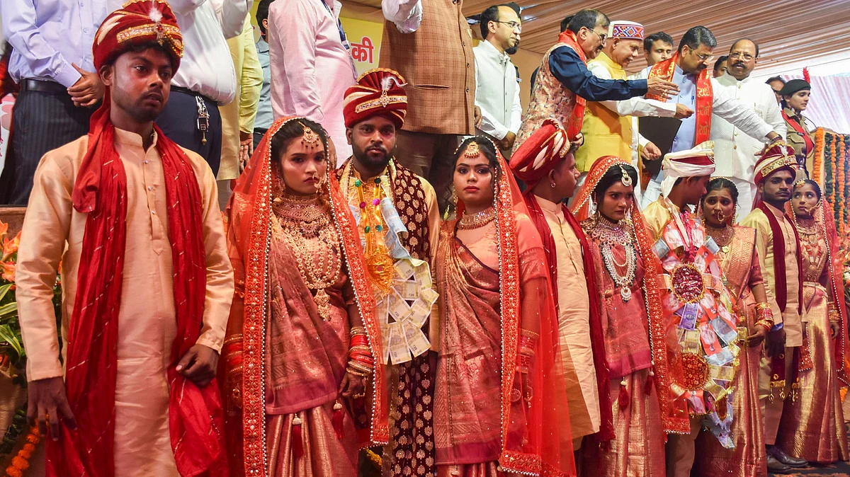 Runaway organisers leave brides and grooms in lurch at mass event  in Rajkot