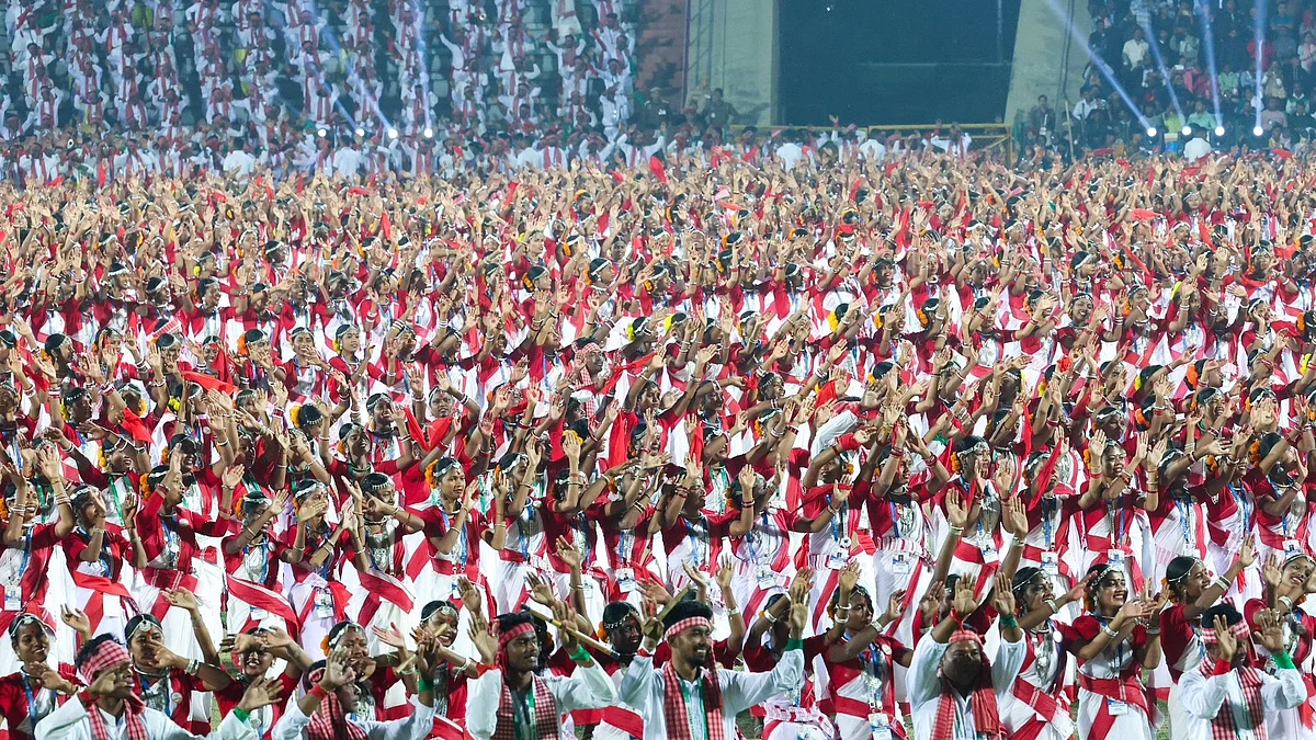 Over 8,800 Assam tea garden dancers perform Jhumoir before PM Modi, delegates of 60 nations