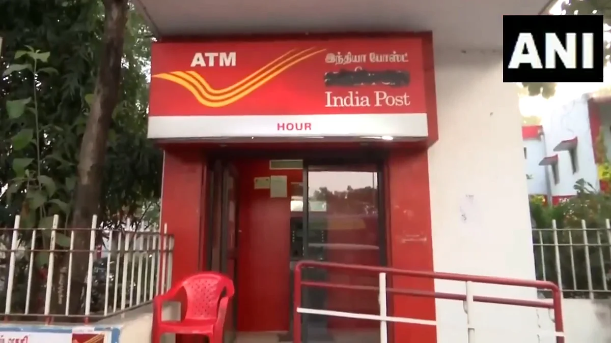 Name boards in Hindi smeared with black paint in Chennai