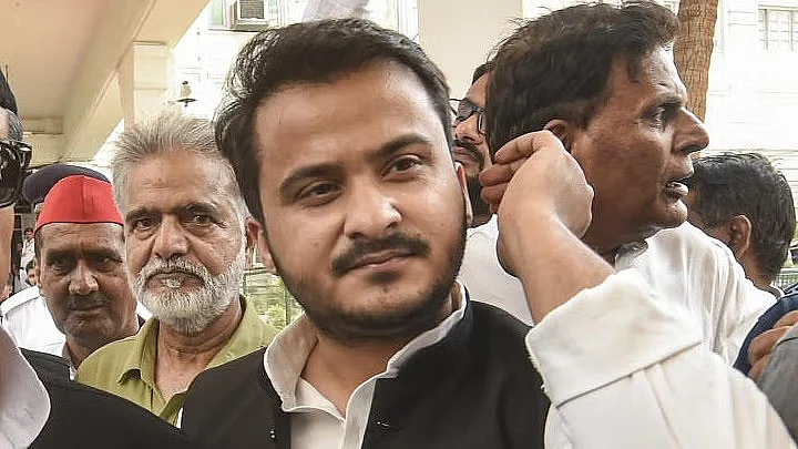 Abdullah Azam Khan to be released from jail, SP leaders reach Hardoi