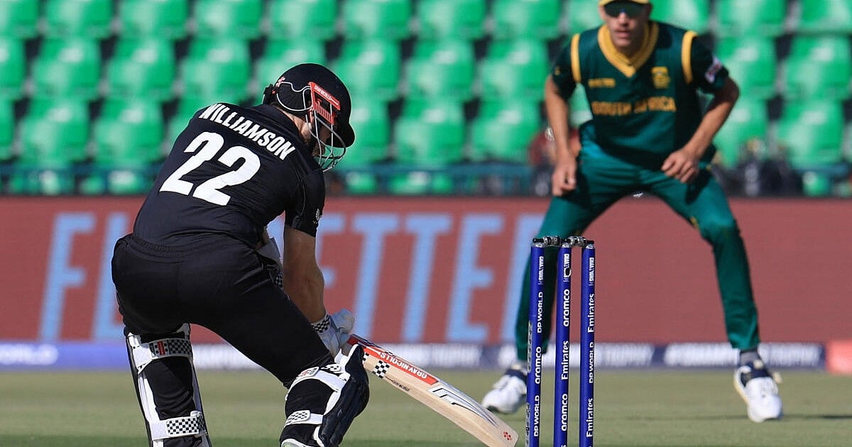 New Zealand bats first against South Africa in Champions Trophy semifinal