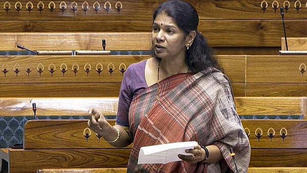 இந்திய அரசியல் முக்கிய செய்திகள் | 'தமிழகத்துக்கு துரோகம்': பாஜக-அதிமுக கூட்டணியை குறித்து திமுக எம்.பி கனிமொழி கருத்து