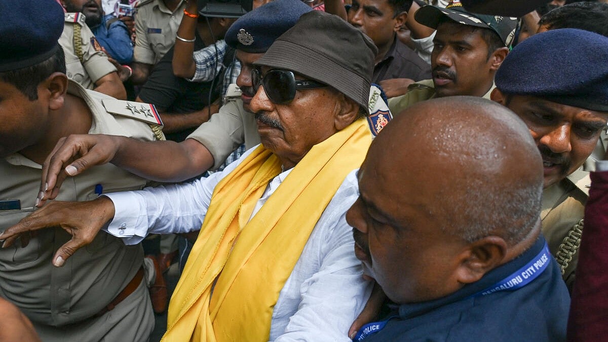 Karnataka Bandh: Veteran Kannada Activist Vatal Nagaraj Detained by Police