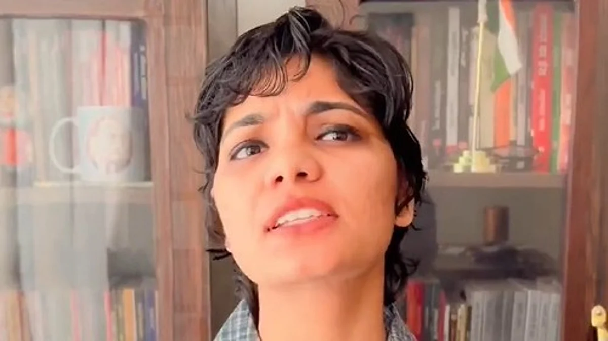 Folk singer Neha Singh Rathore booked for sedition over remarks on Pahalgam attack in Uttar Pradesh