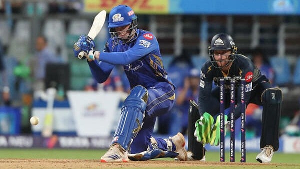 Corbin Bosch lifts Mumbai Indians after late batting collapse versus Titans