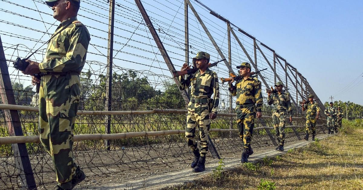 Vigil along Bangladesh border enhanced in view of India-Pak military ...