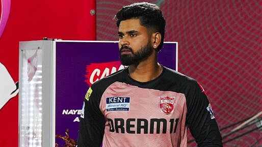 Punjab opts to bat against Delhi after delayed toss decision