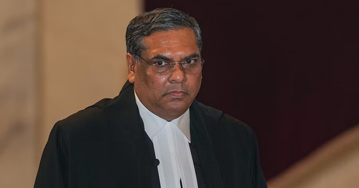 Cash discovery row: CJI shares inquiry report, judge's response with President, PM