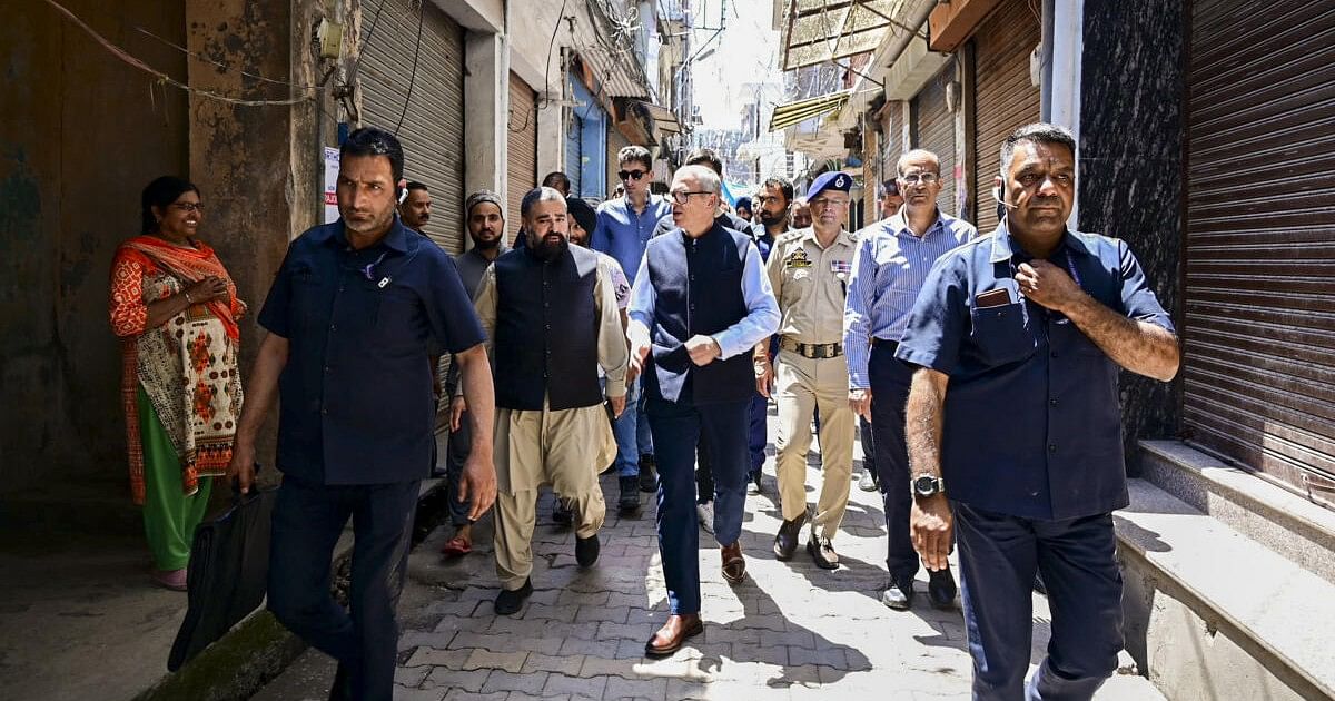 J&K Border Security: Omar Abdullah Urges Bunker Construction in Shell-Hit Poonch