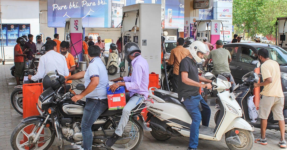 Marginal hike in fuel prices in Kolkata