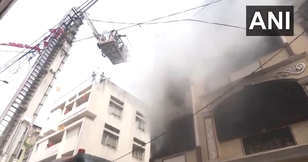 Hyderabad Fire Alert: Blaze Erupts in Begum Bazar Building, Woman Rescued