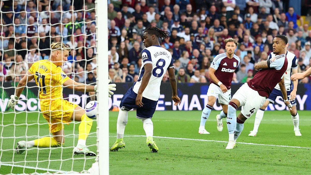 Villa schlägt die schwachen Spurs souverän und stärkt damit seinen Vorstoß ...