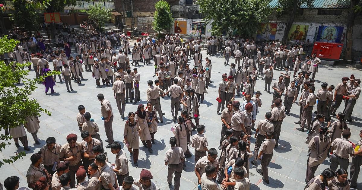 Border Schools in Jammu Reopen After 12-Day Closure Post Hostilities