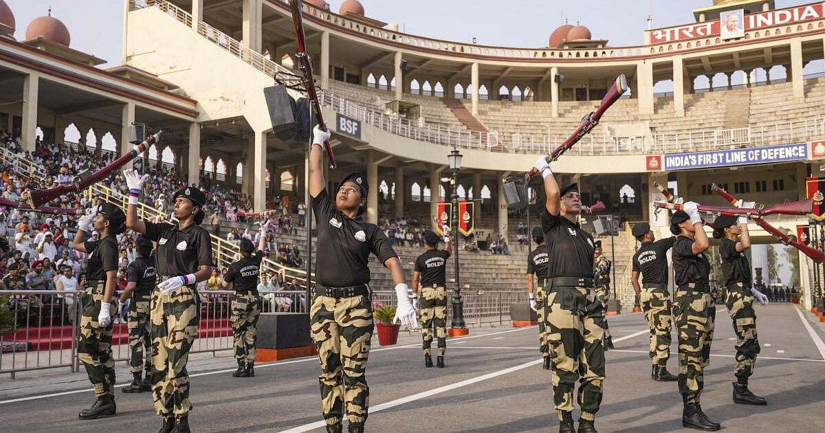 Beating Retreat Ceremony Resumes at Attari Border After 12-Day Suspension