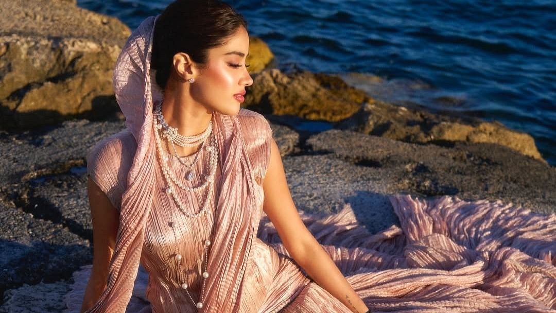 Janhvi Kapoor’s Glamorous Look at Cannes 2025