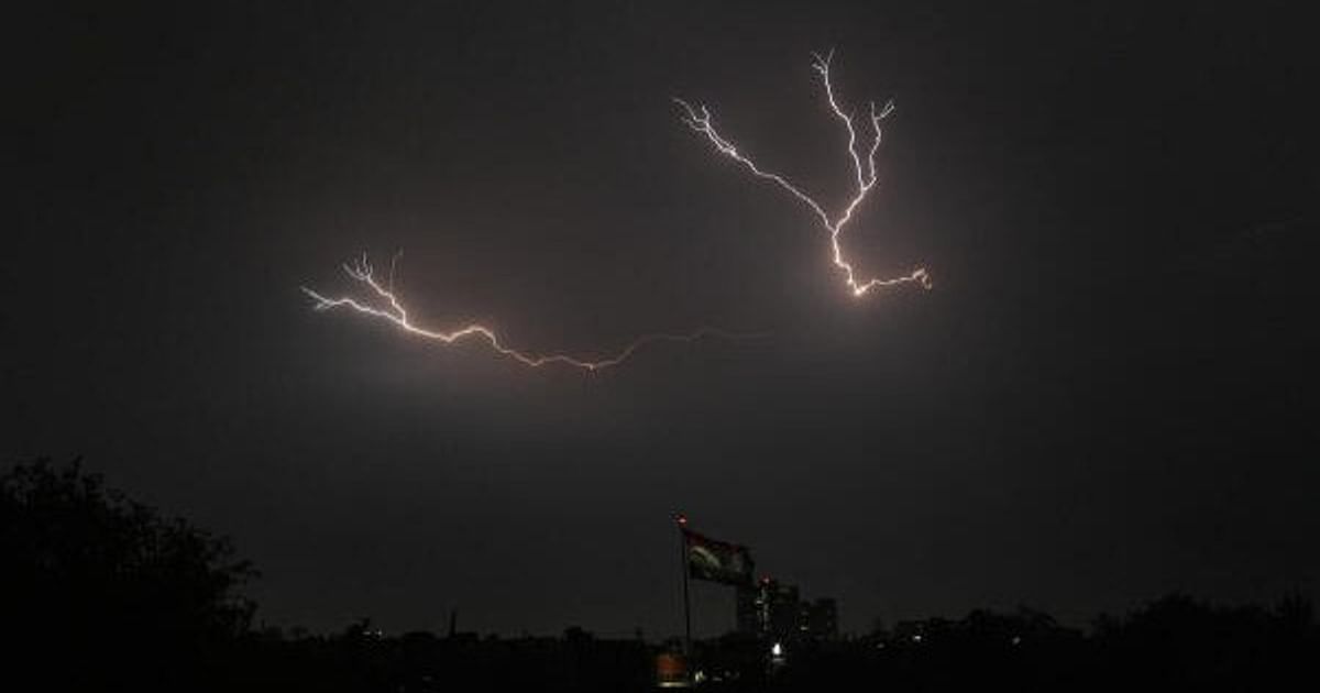 Storm, heavy rains bring much needed relief to Delhi after sweltering heat but brings traffic woes too