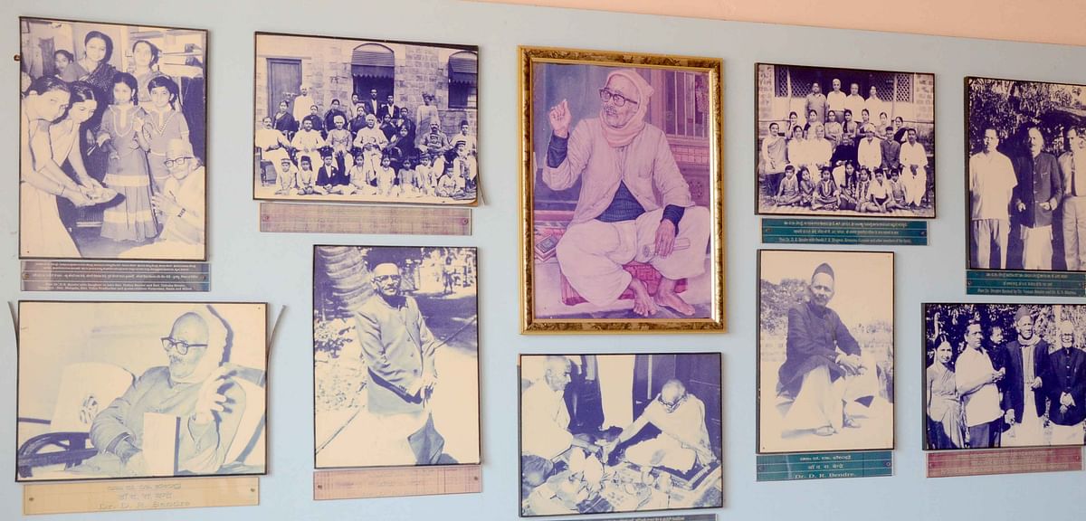 Bendre's Very Rare Photos at Bendre Bhavan in Dharawad