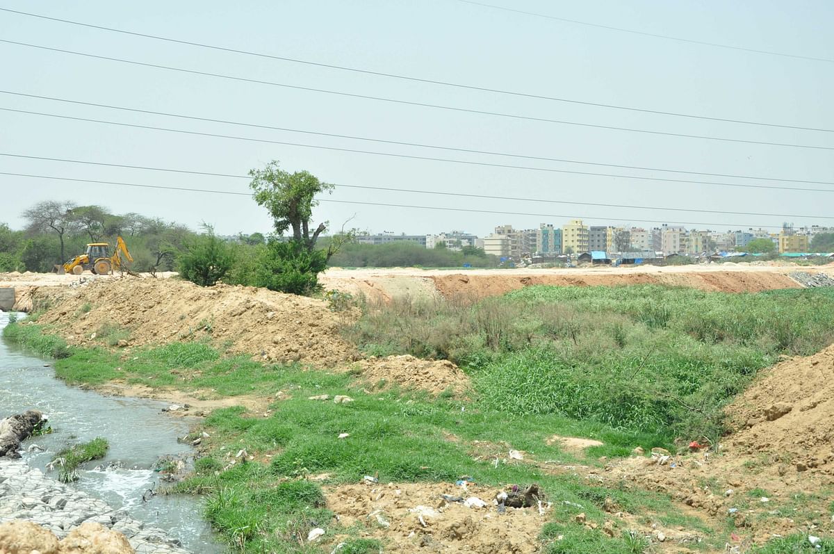 Minor Irrigation Department officials insist that local bodies such as BBMP and BDA will remain custodians of city lakes.