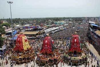 Millions of devotees throng Puri for Rathyatra