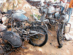 13 two-wheelers gutted in mishap