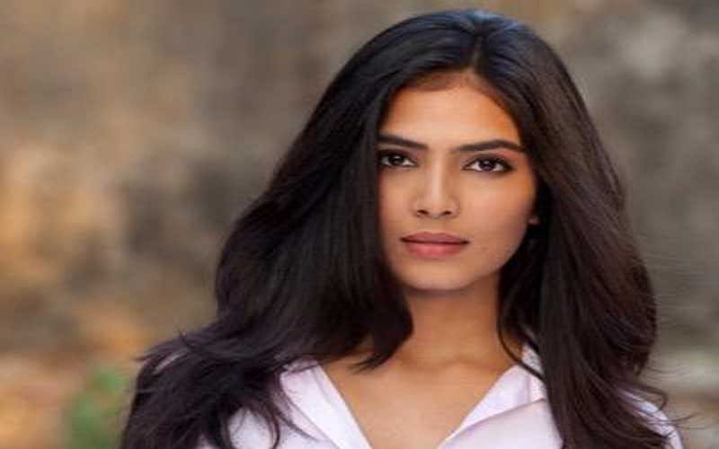 Honoured to have competed with Deepika for 'Beyond the Clouds': Malavika