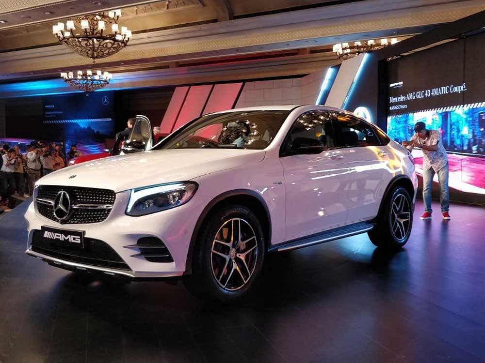 Mercedes makes 1 lakh cars in India