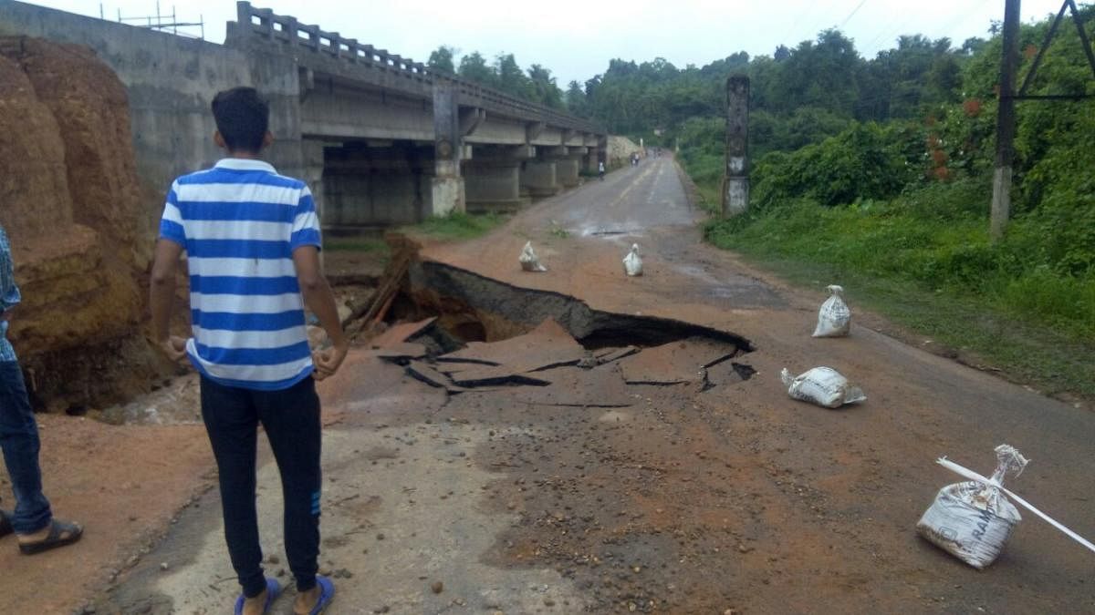 Heavy rain damages houses, road in DK