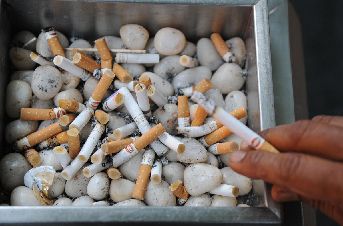 Smokers at high risk of heart disease: experts