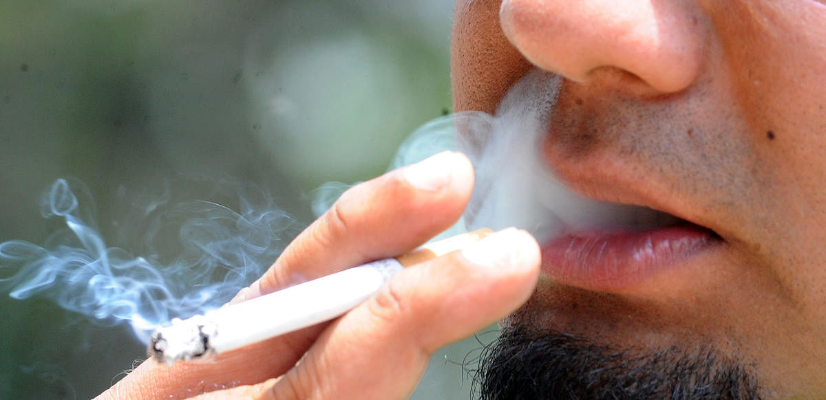 Smoking down, but tobacco use still a major cause of death, disease: WHO