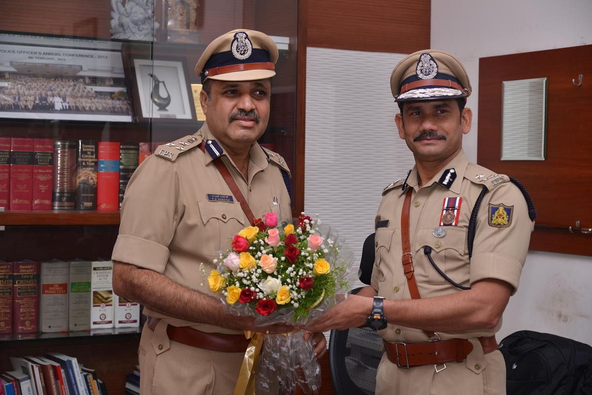 T R Suresh takes charge as city police chief